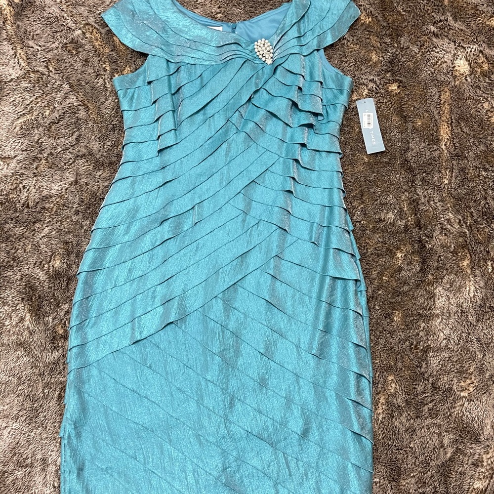 London Times gorgeous cocktail dress size 16